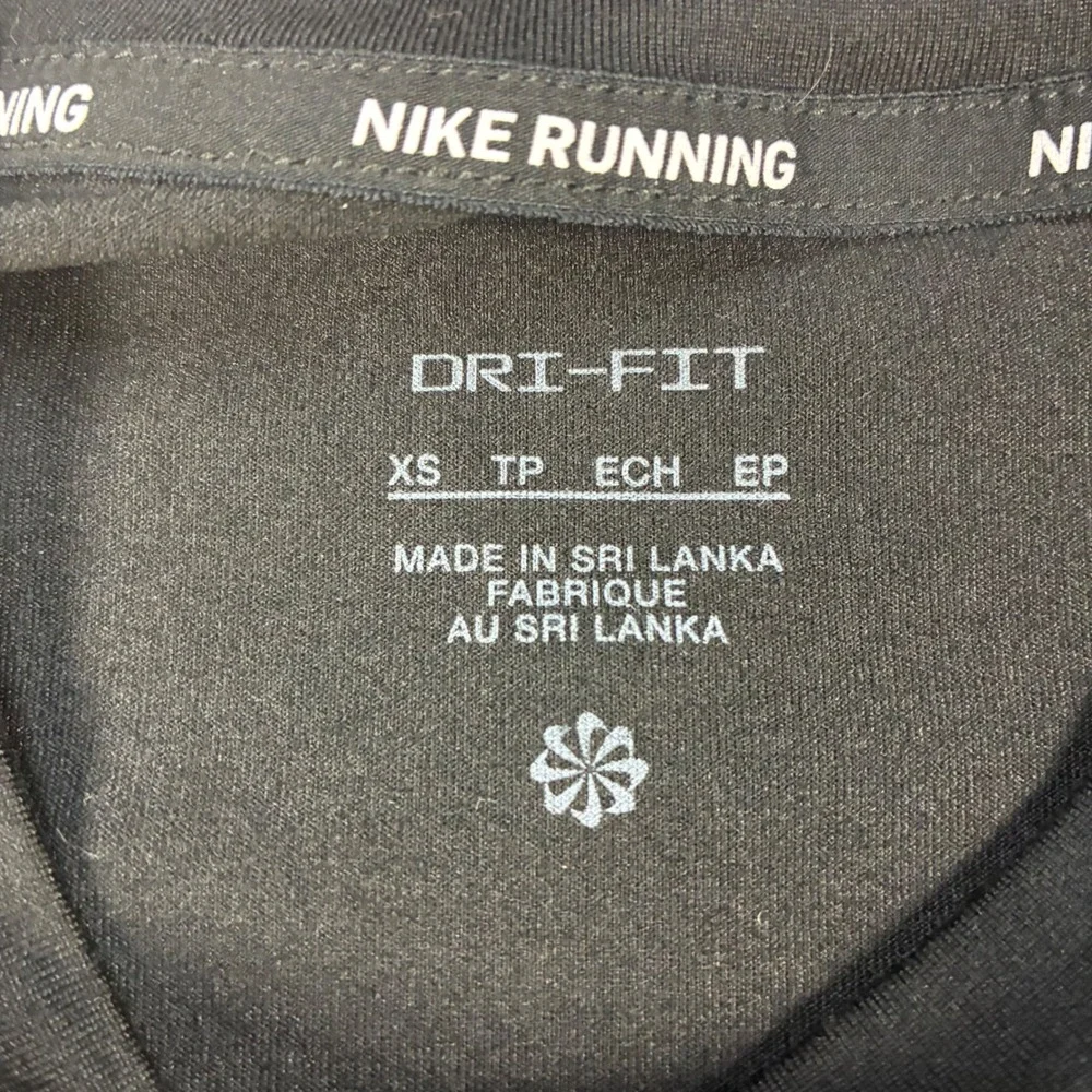 Nike Running Dri-FIT Long Sleeve Black Thumbhole Workout Top XS Workout Gym
